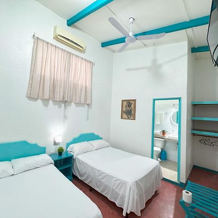 Hotel Petenchel Flores Εξωτερικό φωτογραφία