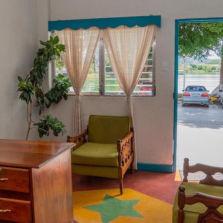 Hotel Petenchel Flores Εξωτερικό φωτογραφία