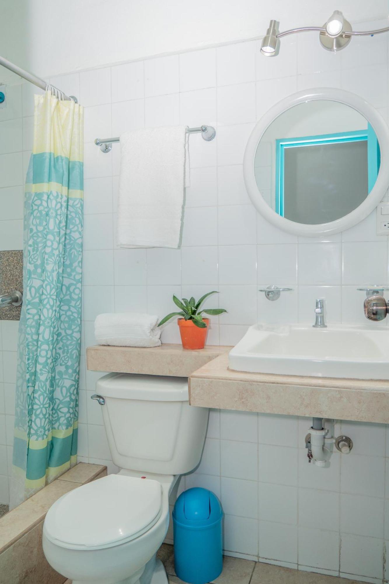 Hotel Petenchel Flores Εξωτερικό φωτογραφία