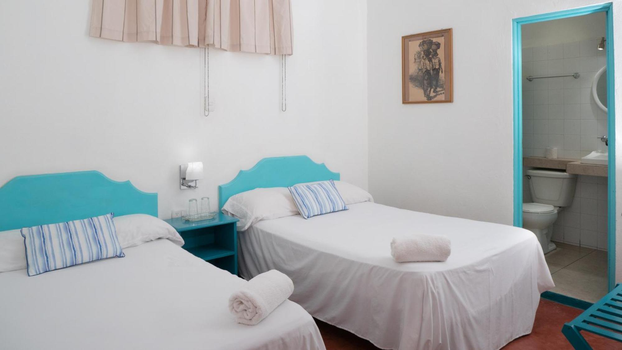 Hotel Petenchel Flores Εξωτερικό φωτογραφία